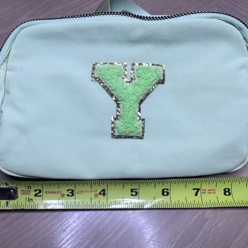 NEW ID Y Mint Green Waist Crossbody Shoulder Sling Pack adjustable strap.